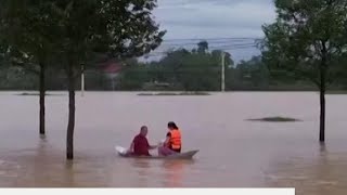 Typhoon Yagi Hanoi Residents Wade Through Flood Waters As Red River Surges Death Toll Reaches 197 [upl. by Ahsenad]