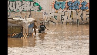 Afectados por las lluvias en Valencia piden ayuda en redes sociales [upl. by Ynned]