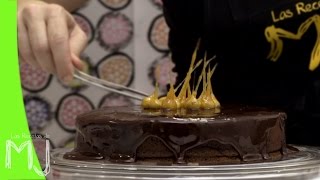 TARTA DE CHOCOLATE CON AVELLANAS CARAMELIZADAS ¡Riquísima combinación [upl. by Retsof]