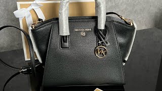 Распаковка сумки MICHAEL KORS Avril Small Leather TopZip Satchel black [upl. by Eseilana173]