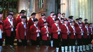 Les Chanteurs Pyrénéens de Tarbes au Pays de Galles [upl. by Farrish461]