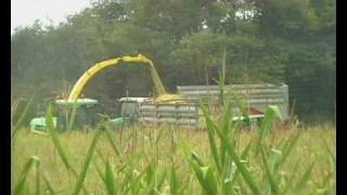 ensilage 2009 1er chantier 1er partie [upl. by Sisenej]