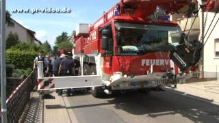 19052012  Eppelheim  Baukran umgestürzt  Ausl [upl. by Ennovehs707]