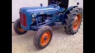 FORDSON DEXTA 1958 [upl. by Godwin]