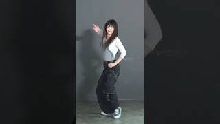 4 Minute  Crazy  Hyerim Dance Cover artbeat hyerim crazy hyuna [upl. by Ynoffit]