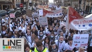 Manifestation des étudiants infirmiers  Paris  France 04 mars 2014 [upl. by Dalia]