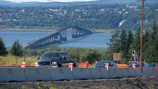 Les travaux à lîle dOrléans ne déroutent pas les cueilleurs de pommes [upl. by Ayot]