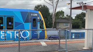 Metro XTrapolis Departing Holmesglen Station to Glen Waverley HORN SHOW [upl. by Carlee587]