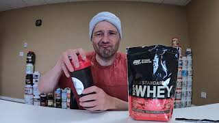 Review Optimum Nutrition Gold Standard Whey Double Rich Chocolate [upl. by Ashil368]