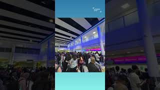 Long queues at Gatwick due to mass worldwide IT outage [upl. by Einahpehs]