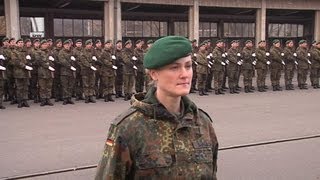 Protokollsoldat aus Leidenschaft  Zugführerin im Wachbataillon der Bundeswehr [upl. by Celestyn]