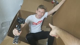 HE MAILED HIMSELF IN A BOX TO THE RED HOUSE ft Formula Raves Randumb [upl. by Vicky]