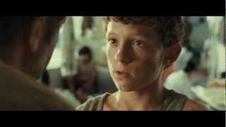 Paradisul Spulberat Lo imposible Trailer [upl. by Aseek]