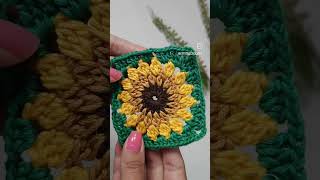 Granny square de girasol 🌻 crochet tutorial sunflower [upl. by Sugna]