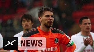 96Keeper RonRobert Zieler verkündet HannoverAbschied zum Sommer  Hannover 96 [upl. by Alyos]