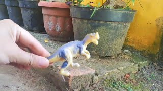 Hunting For Dinosaur  Allosaurus toys dinosaur allosaurs [upl. by Drarehs]