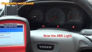 Volvo Engine ABS amp SRS Airbag light Cleared Autel MD702 [upl. by Bremen926]