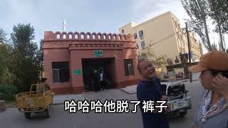 新疆旅游，游客差点和管理员打起来，起因实际上只是一件小事 新疆旅游 国庆节旅游 [upl. by Tawsha110]