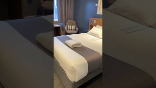 Travelodge SuperRoom tour of Leeds central Travelodge [upl. by Gilmour208]