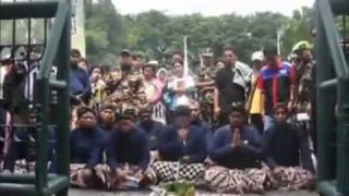 CCTV Pengeroyokan Anggota Kopassus Serka Heru Santoso YouTube [upl. by Anirtak15]