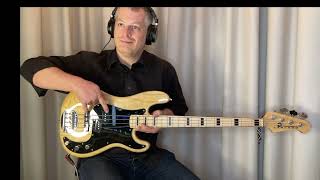 LAKLAND SKYLINE CUSTOM 4464 PJ  sound demo [upl. by Araldo783]