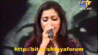 Shreya Ghoshal singing old classic quotogo aar kichu to naiquot [upl. by Florenza241]