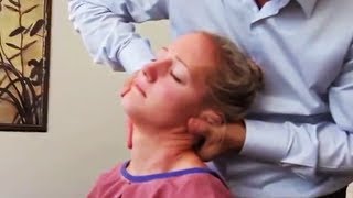 Dr Ian  SHE HAS ACUTE NECK PAIN  FIXED by CHIROPRACTIC ADJUSTMENT [upl. by Schwab]