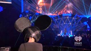 Professional Griefers  deadmau5 ft Gerard Way Live IHeartRadio Festival [upl. by Gelb]