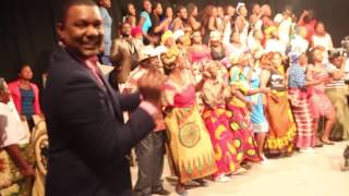 Mr Bow  Nitafa Nawena Mocambique em Concerto TV Show [upl. by Fernyak]