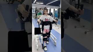 Spinal cord injury patients also need to stand up and walk rehabilitationrobot robot exoskeletons [upl. by Jillie]