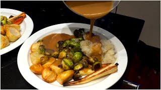 Vegan Brown Gravy  Rhian HY WIFELIFE [upl. by Rimola983]