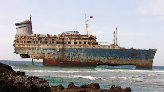 13 Bateaux Abandonnés les Plus Étonnants du Monde [upl. by Pantin]