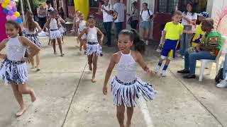 Participación Baile Colbuenco en Festival de danza colegio Sofía Carmargo Sept 2023 [upl. by Rustie]