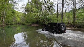 Hemi Jeep on 43’s driving up creek [upl. by Delle]