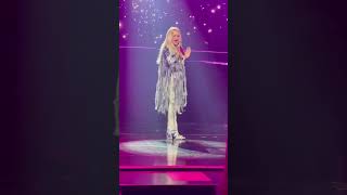 Cry Pretty Performance Carrie Underwood Live [upl. by Vastha]