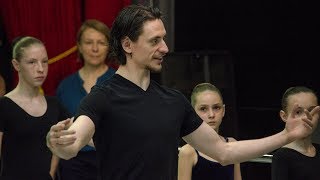 Сергей Полунин Sergei Polunin в Крыму  мастер класс для детей Севастополе [upl. by Ruosnam]