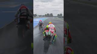 Duel rossi vs stoner yang berakhir crash😱😱 [upl. by Eenad642]