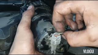 Paano palitan ang fuel filter ng Toyota Innova 20162021 model 1GD engine [upl. by Ojeibbob382]