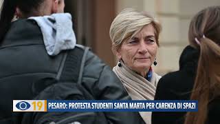 Pesaro protesta studenti Santa Marta per carenza di spazi [upl. by Alphonse]