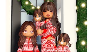 CHRISTMAS 2023 IN BERRY AVENUE  Roblox Family Roleplay [upl. by Golter]