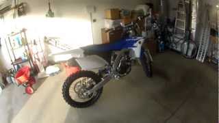 New 2013 Yamaha YZ250F overview with startup and rev [upl. by Lleoj]