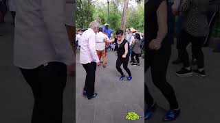 BAILES SONIDEROS EN LA CIUDAD DE MÉXICO bailesonidero cumbia soloparasonideros baile sonideros [upl. by Ruiz]