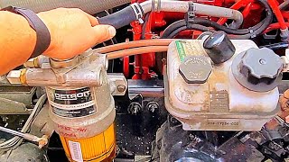 How to PRIME the Fuel System on 2022 Freightliner Class B Truck moffetttraining [upl. by Yelreveb]