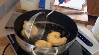 Le zeppole  Ricetta e preparazione [upl. by Krys]