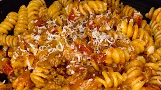 ПАСТА ФУЗИЛЛИ С СОУСОМ БОЛОНЬЕЗЕ 🍝🤤 shorts пастарецепт болоньезе фарш макаронырецепт [upl. by Crawford]