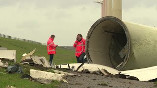 Grote ravage na afbreken windmolen naast Eemmeerdijk in Zeewolde [upl. by Lemmor]