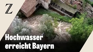 Hochwasser Isar tritt in München über die Ufer ein Toter in Österreich [upl. by Tawney]