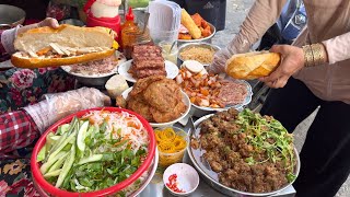 10 BEST Vietnamese Street Food at Saigon Traditional Market [upl. by Januarius]