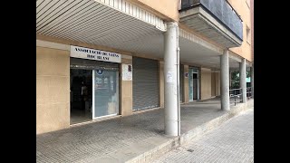 Local en alquiler o venta en Terrassa Pza del Roc Blanc Comgrup Retail Professional Solutions [upl. by Siberson]