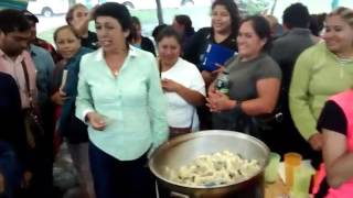 Corriente casi se lleva la carpa que instaló Antorcha Campesina sobre Ruíz Cortínes [upl. by Suoivatnod192]